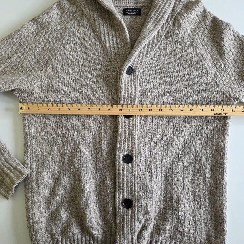 Zara Mens Cardigan L Beige Textured LS Shawl Collar Button Preppy Academia Boho - Picture 4 of 15